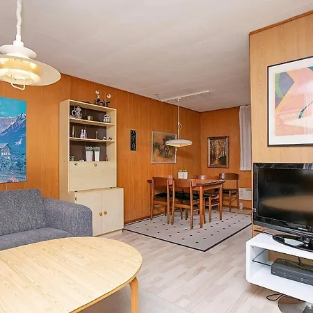 Two-bedroom In Vaeggerlose 24