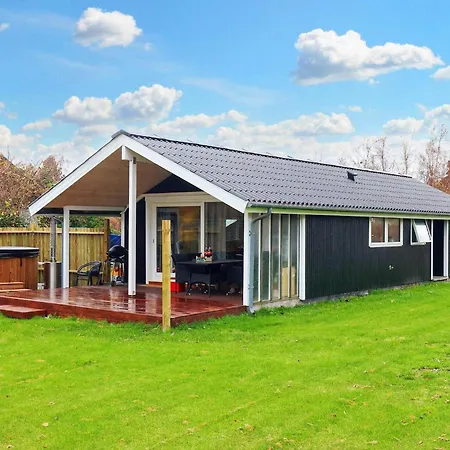 Two-bedroom In Vaeggerlose 24 Holiday home *
