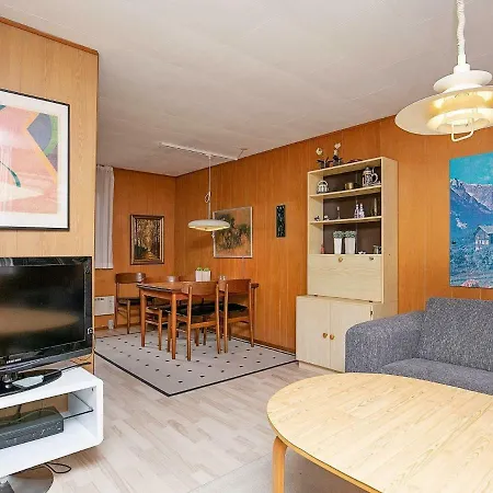 Dom wakacyjny Two-bedroom In Vaeggerlose 24 Bøtø By